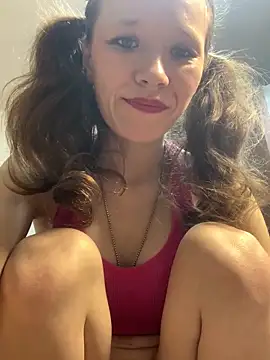 Snapshot of zasmin3 chatting on 03-19-25, 11:57 zasmin3 online show from 03-19-25, 11:57