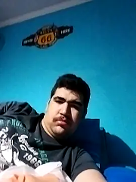 Snapshot of Elrep_tile chatting on 04-04-26, 02:32 Elrep tile online show from 04-04-26, 02:32