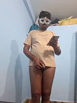 Desi Heat online show from 10-21-25, 01:06