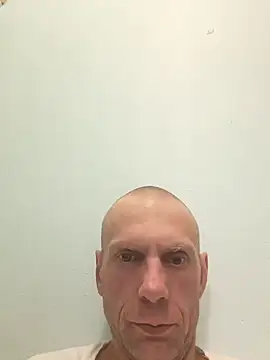 Snapshot of SoooV3ryKinky chatting on 01-04-25, 11:06 SoooV3ryKinky online show from 01-04-25, 11:06