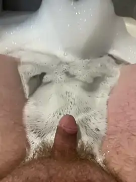 Snapshot of Ucsamiam chatting on 03-16-25, 02:00 Ucsamiam online show from 03-16-25, 02:00