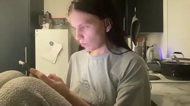 Snapshot of dixie_leigh chatting on 02-22-25, 08:42 dixie leigh online show from 02-22-25, 08:42