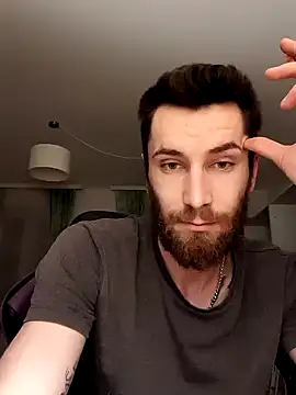 Snapshot of MisterHaze chatting on 02-11-25, 08:52 MisterHaze online show from 02-11-25, 08:52