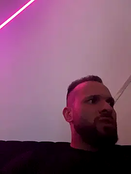 HotTeenBoy online show from 10-19-25, 04:24