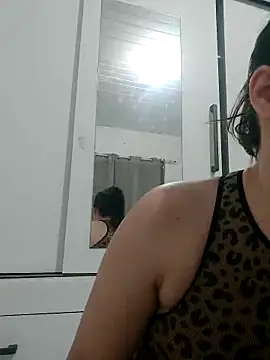 camillebr online show from 12-16-25, 12:04