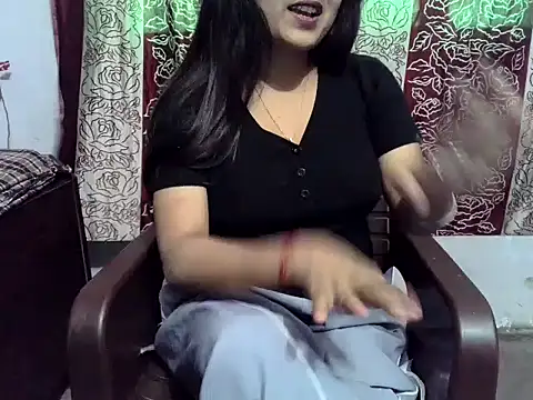 SIYA MAVI online show from 04-13-26, 08:20