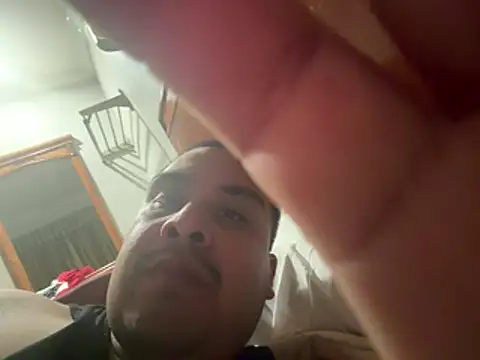 Snapshot of LA_cloudzzpnp chatting on 02-09-26, 09:24 LA cloudzzpnp online show from 02-09-26, 09:24