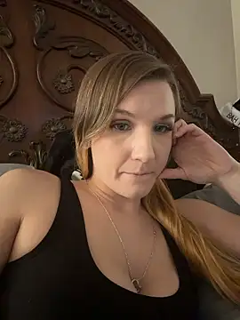 Snapshot of Kitty_DaCocks chatting on 01-12-26, 11:21 Kitty DaCocks online show from 01-12-26, 11:21