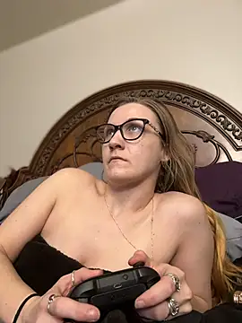 Snapshot of Kitty_DaCocks chatting on 02-07-26, 06:33 Kitty DaCocks online show from 02-07-26, 06:33