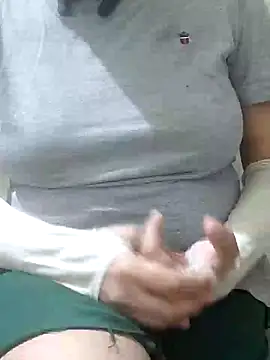 mallupriyapriya online show from 02-10-25, 04:58