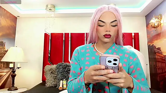 Snapshot of Diva_Smith02 chatting on 02-03-25, 12:03 Diva Smith02 online show from 02-03-25, 12:03