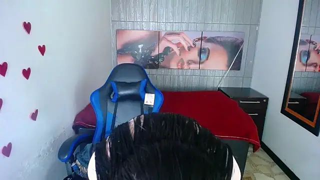 Anniee x online show from 02-16-26, 12:56