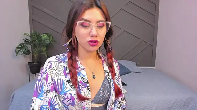 Snapshot of iriis_rosse chatting on 01-30-25, 08:31 iriis rosse online show from 01-30-25, 08:31