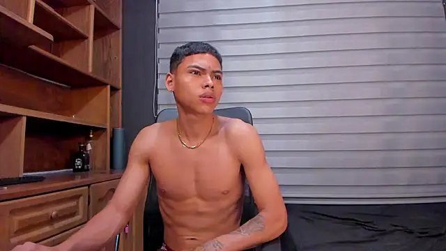 adam piarse01 online show from 03-15-25, 12:47