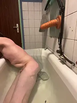 Snapshot of Bigblackdildo06 chatting on 04-01-26, 12:00 Bigblackdildo06 online show from 04-01-26, 12:00