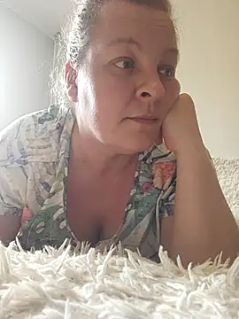 RyleeSherry online show from 02-15-25, 12:11