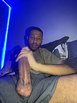 Mr8inch   online show from 03-17-25, 07:58