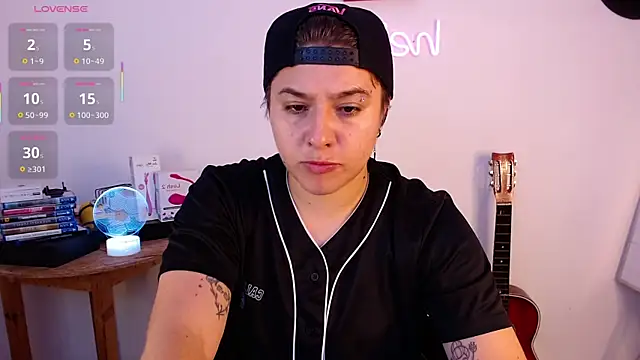 Noah Blue7 online show from 01-28-25, 11:39