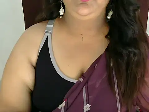 Jenny lovee online show from 05-06-26, 09:47