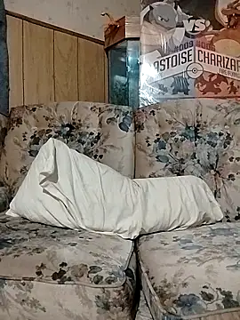 Rebeckalove online show from 03-16-25, 09:05