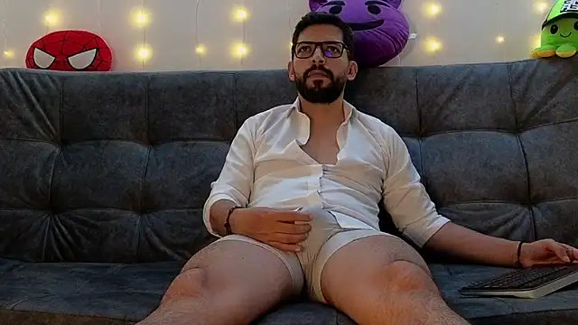 Snapshot of ErickBrant chatting on 03-02-25, 10:27 ErickBrant online show from 03-02-25, 10:27