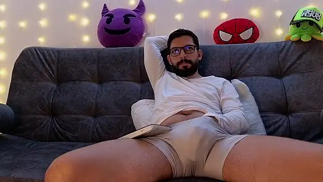 Snapshot of ErickBrant chatting on 03-04-25, 11:54 ErickBrant online show from 03-04-25, 11:54