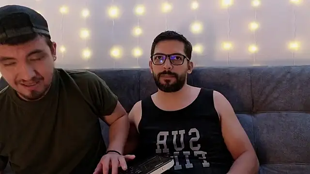 Snapshot of ErickBrant chatting on 03-15-25, 12:47 ErickBrant online show from 03-15-25, 12:47