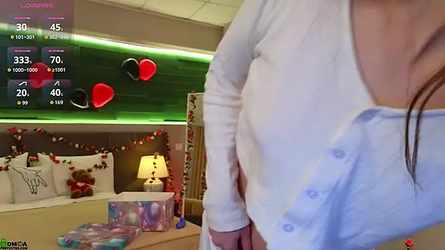 Rina Red online show from 02-15-26, 01:35