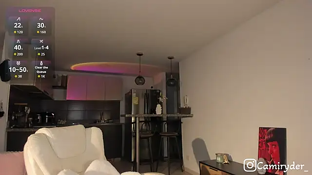 Snapshot of CamiRyder chatting on 03-01-26, 11:51 CamiRyder online show from 03-01-26, 11:51