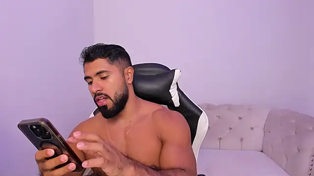 Santiago huntt online show from 03-02-26, 07:54