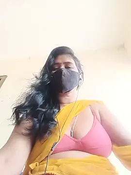 Snapshot of Lucky-Deepthi chatting on 06-02-26, 07:54 Lucky-Deepthi online show from 06-02-26, 07:54