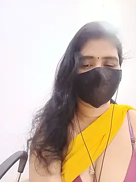 Snapshot of Lucky-Deepthi chatting on 06-21-26, 07:38 Lucky-Deepthi online show from 06-21-26, 07:38