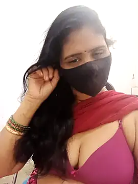 Snapshot of Lucky-Deepthi chatting on 06-28-26, 03:23 Lucky-Deepthi online show from 06-28-26, 03:23