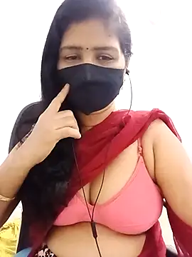 Snapshot of Lucky-Deepthi chatting on 07-21-26, 09:39 Lucky-Deepthi online show from 07-21-26, 09:39