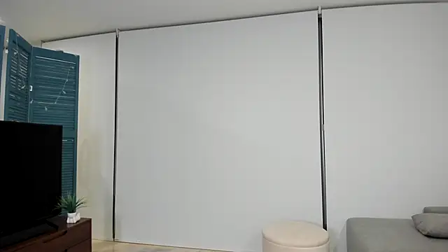 Lularose6 online show from 03-04-25, 05:00