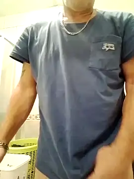 Snapshot of aigledauphin chatting on 09-27-25, 05:34 aigledauphin online show from 09-27-25, 05:34