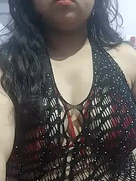 Snapshot of BigAssSarah chatting on 03-18-25, 09:21 BigAssSarah online show from 03-18-25, 09:21