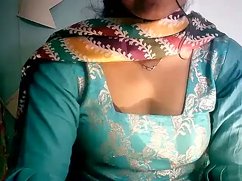 Barbie 183 online show from 02-06-26, 05:34