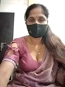 Snapshot of priyancyfun chatting on 11-05-25, 05:02 priyancyfun online show from 11-05-25, 05:02