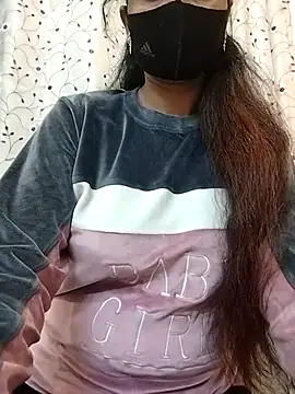 Snapshot of priyancyfun chatting on 11-09-25, 04:38 priyancyfun online show from 11-09-25, 04:38