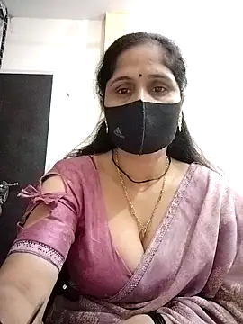 Snapshot of priyancyfun chatting on 12-04-25, 01:48 priyancyfun online show from 12-04-25, 01:48