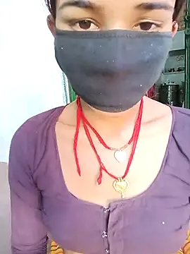 Amaya Bajwa online show from 02-24-25, 09:21