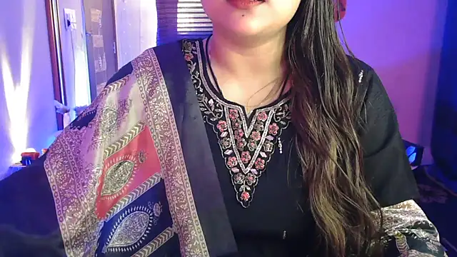 Snapshot of Mitikaa chatting on 03-15-26, 01:06 Mitikaa online show from 03-15-26, 01:06