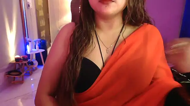 Snapshot of Mitikaa chatting on 03-27-26, 11:54 Mitikaa online show from 03-27-26, 11:54