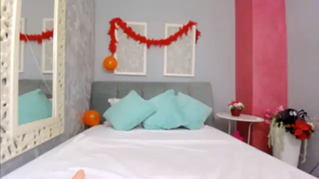 Snapshot of LustyRosee chatting on 11-13-25, 04:55 LustyRosee online show from 11-13-25, 04:55