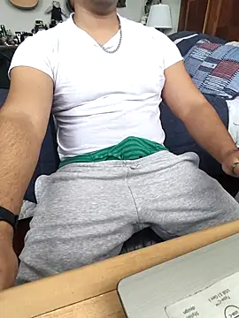 Snapshot of pitorico_bb chatting on 12-02-25, 06:03 pitorico bb online show from 12-02-25, 06:03