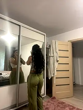 NNNoire online show from 10-10-25, 10:25