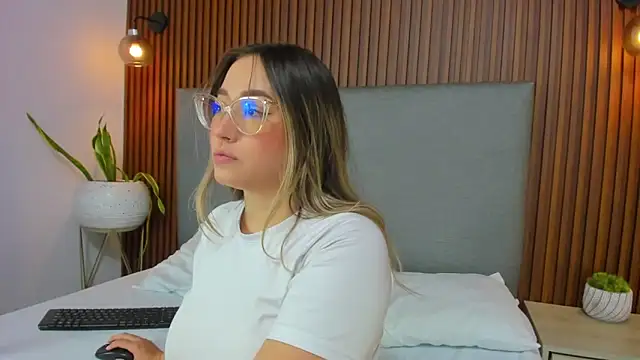 antonella cutie  online show from 01-06-25, 05:06