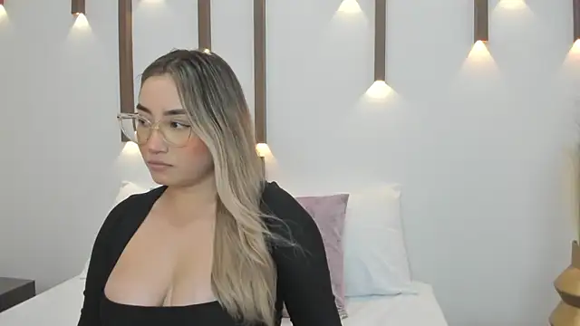 antonella cutie  online show from 02-10-25, 12:08