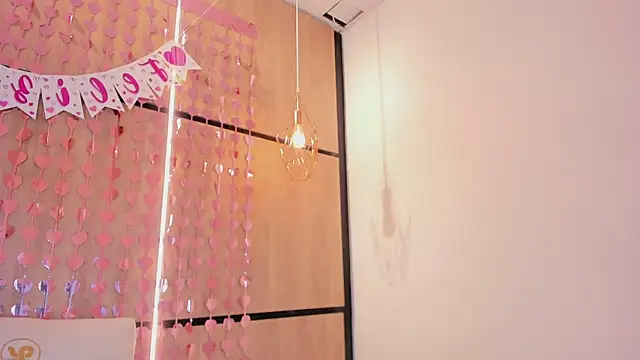 ashlyn parker online show from 02-14-26, 07:54